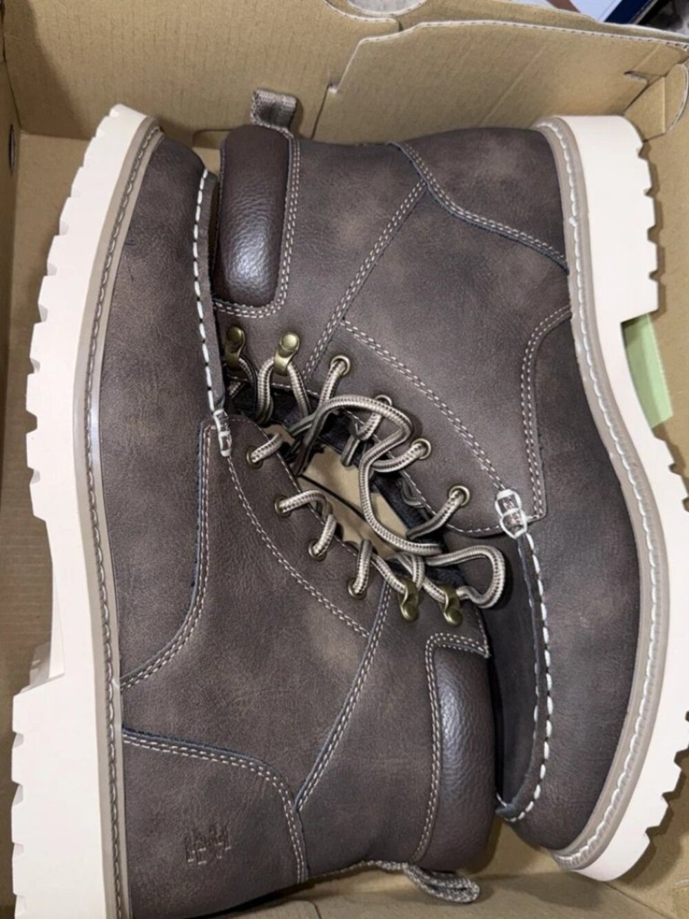 IZOD Miles Moc Toe Mens Brown Boots